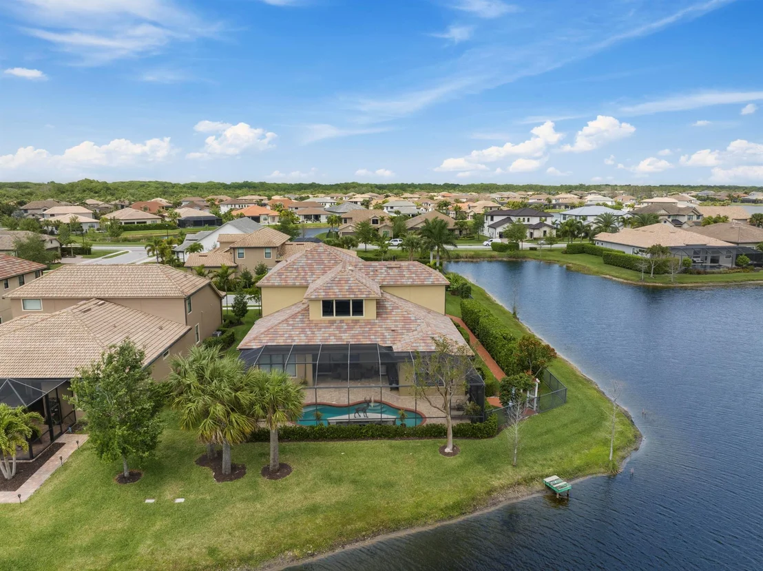 Photo of 210 Alcove Point Lane