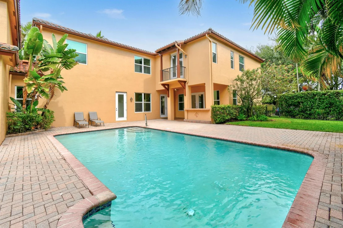 Photo of 138 Santiago Drive