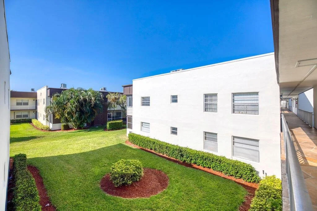 Photo of 701 Normandy O