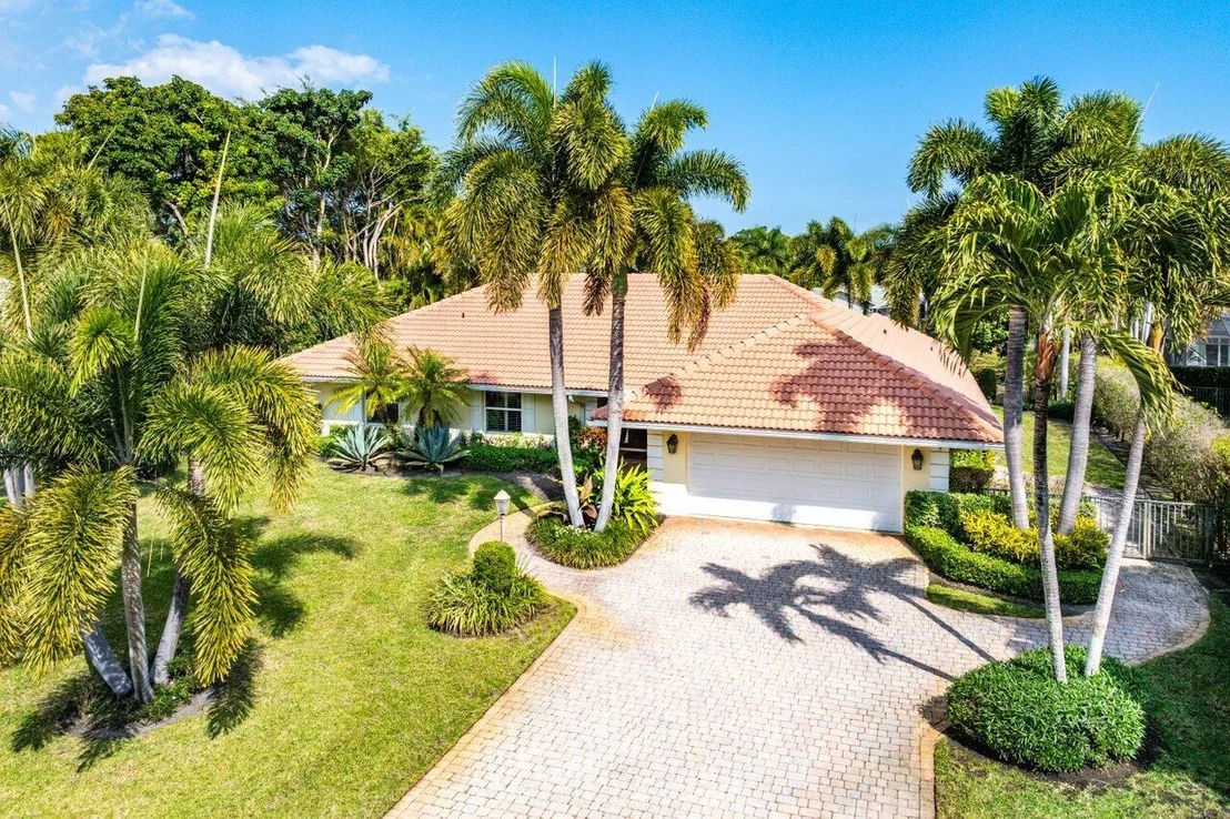 Photo of 11943 Date Palm Drive
