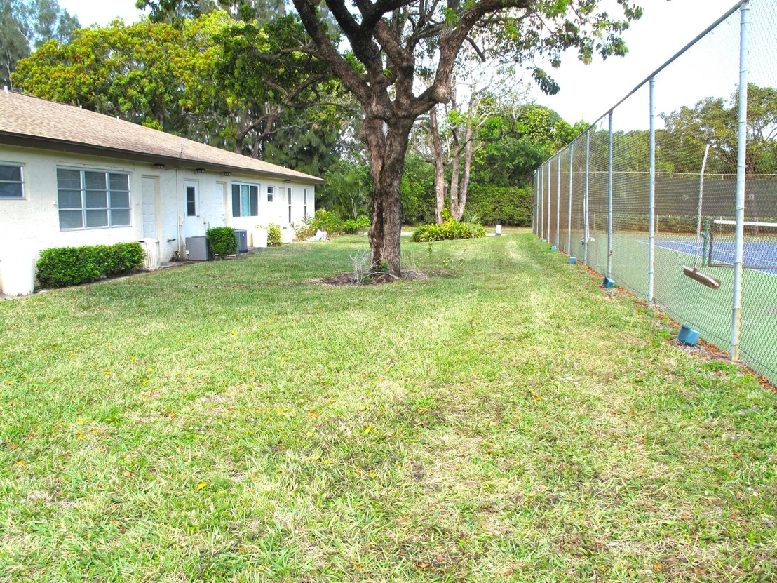 Photo of Unit D at 5220 Nesting Way