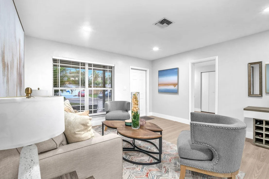 Photo of 317 SE 3rd Terrace