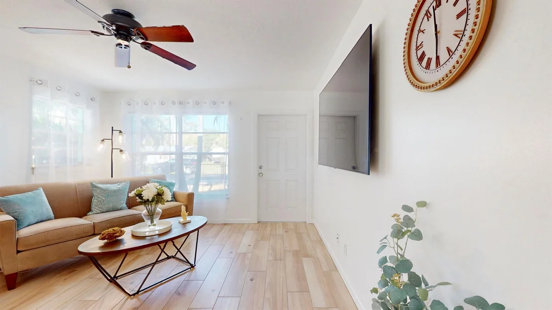 Photo of 3108 SE Iris Street