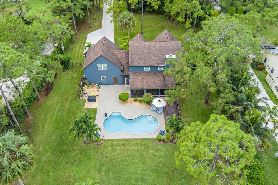 Photo of 10070 Trailwood Circle