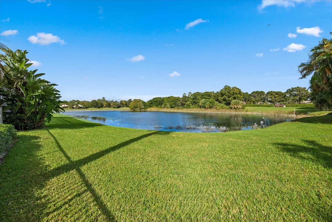 Photo of 10463 Laurel Estates Lane