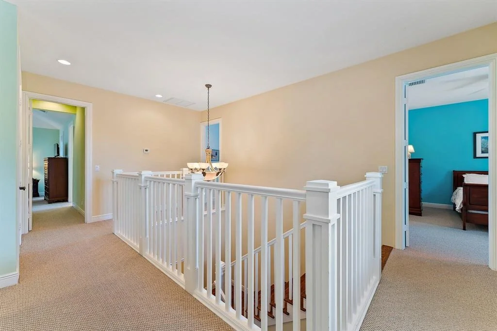 Photo of 231 W Bay Cedar Circle
