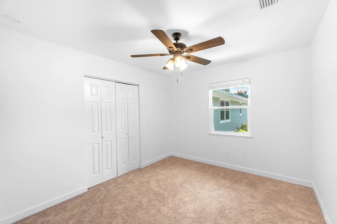 Photo of 736 34th Terrace