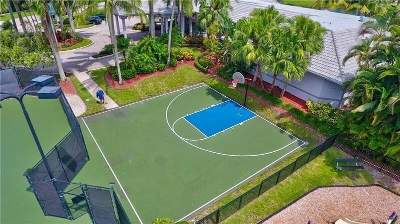 Photo of 10833 King Bay Drive