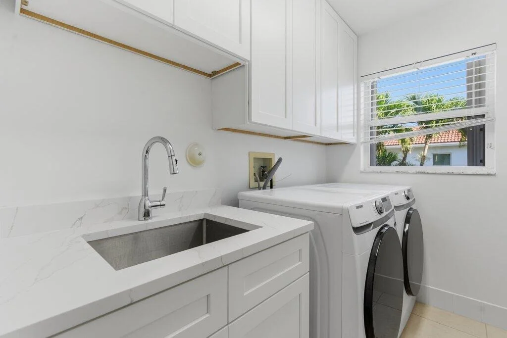 Photo of 220 Blackbird Lane