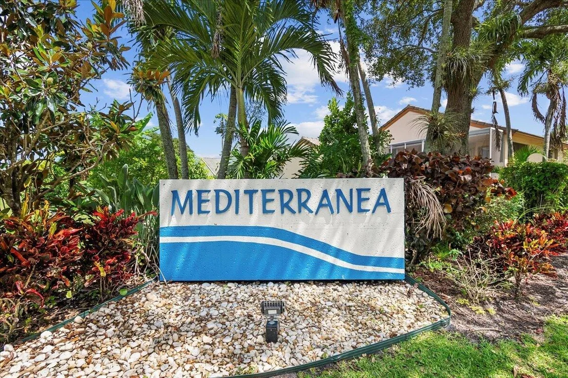 Photo of 2868 Waters Edge Circle
