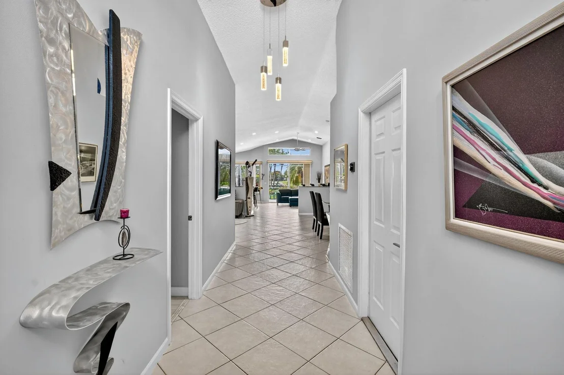 Photo of 7844 Ambleside Way