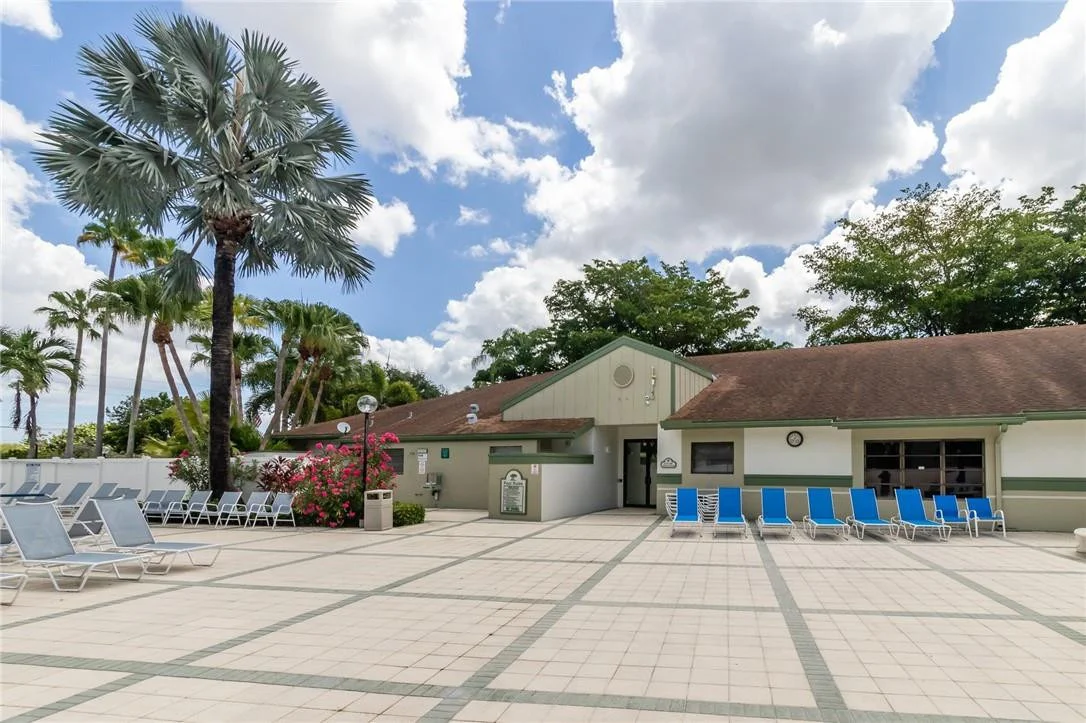 Photo of Unit 607 at 2240 N Cypress Bend Drive