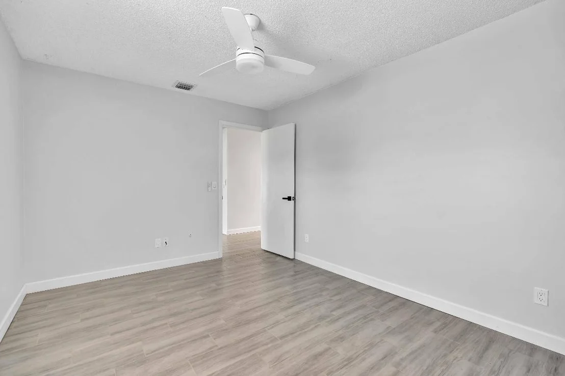 Photo of 4368 SE Hamilton Lane