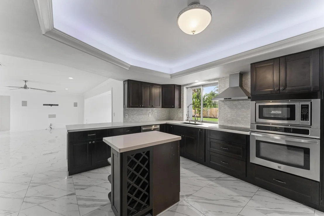 Photo of 599 NW 13th Drive