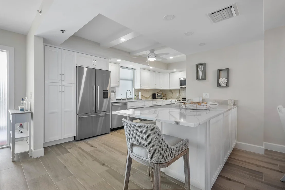 Photo of Unit 302 at 100 Beach Road