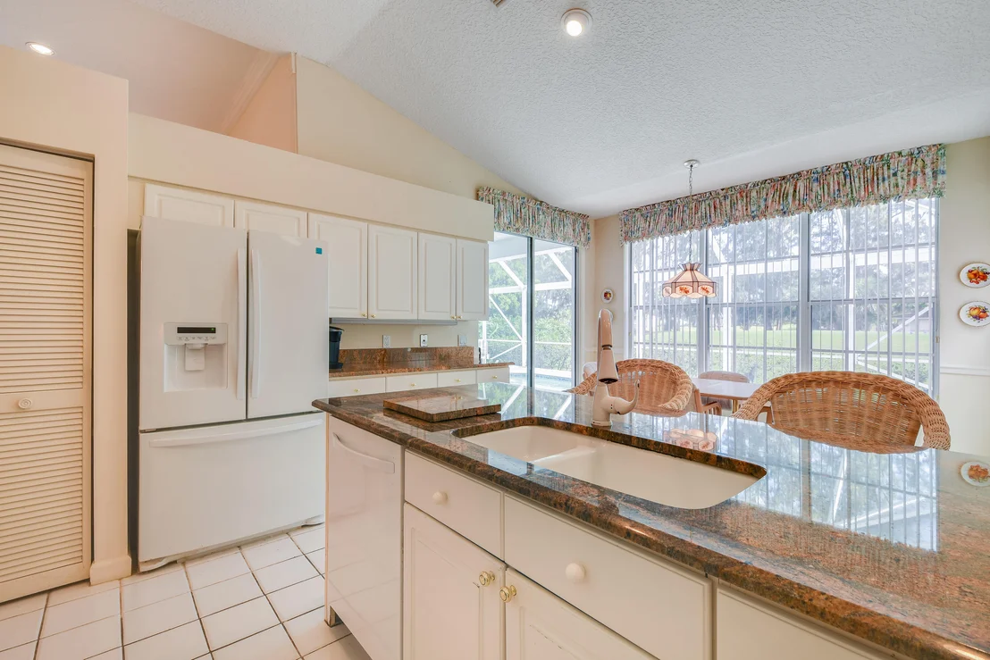 Photo of 224 Eagleton Estate Boulevard