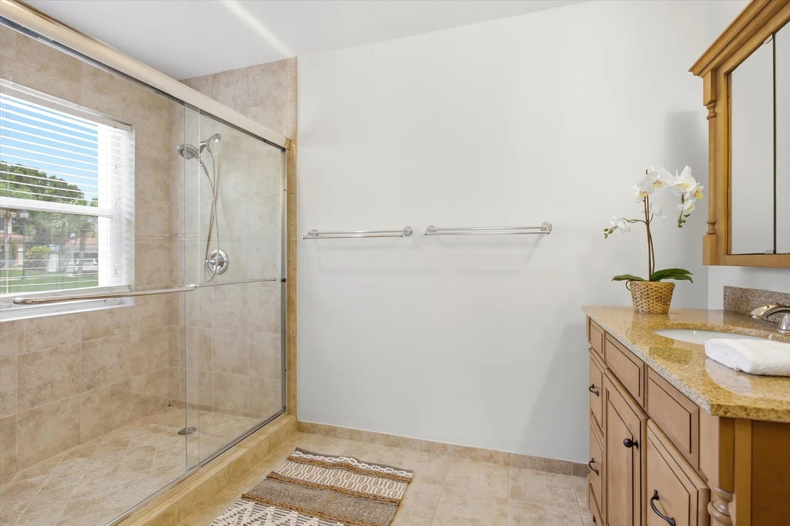 Photo of 1285 WINDSOR Lane