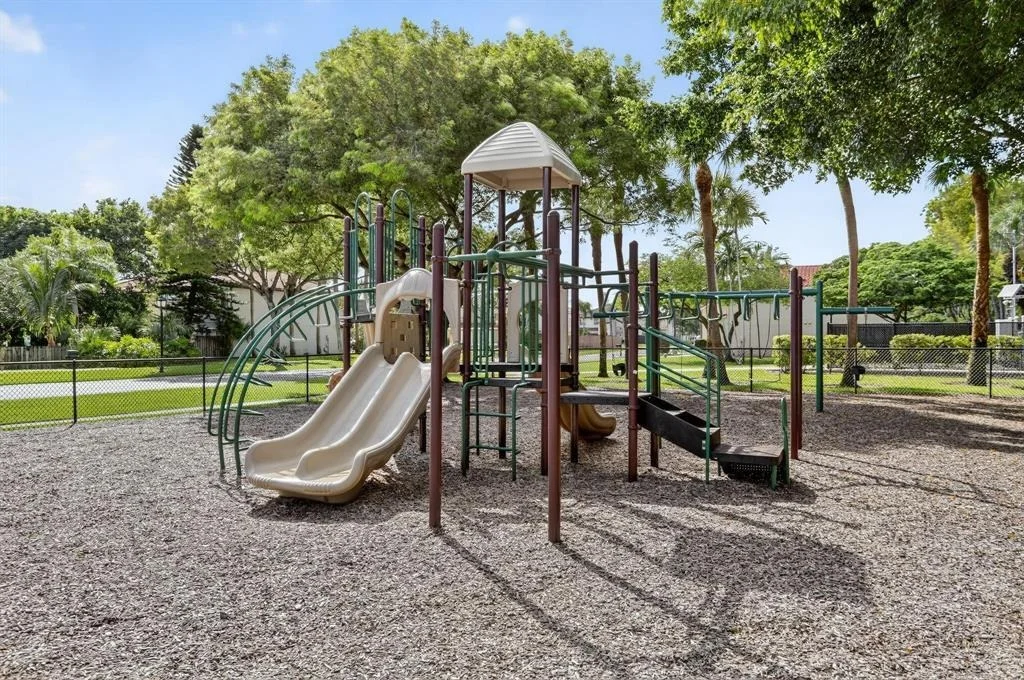 Photo of 23329 TREELINE Drive