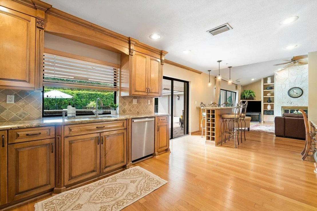 Photo of 2413 NW 40th Circle