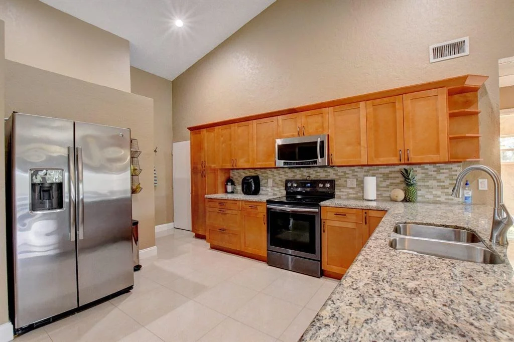 Photo of 11080 Lakeaire Circle