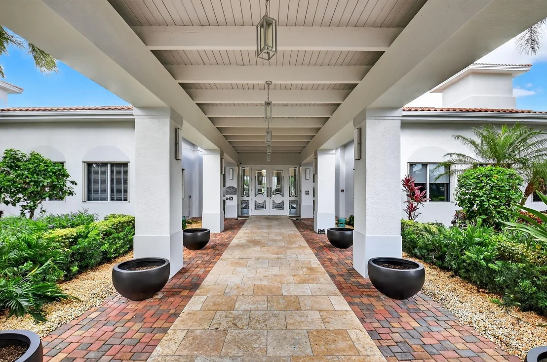 Photo of 7113 Francisco Bend Drive