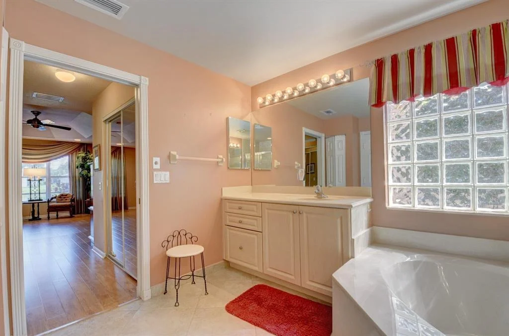 Photo of 9815 Tallyrand Drive