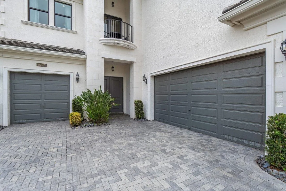 Photo of 9777 Vitrail Lane