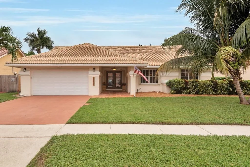 Photo of 9800 Sun Pointe Drive