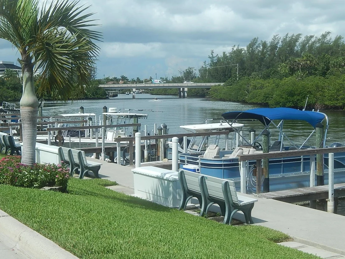 Photo of Unit 31 at 400 N A1a