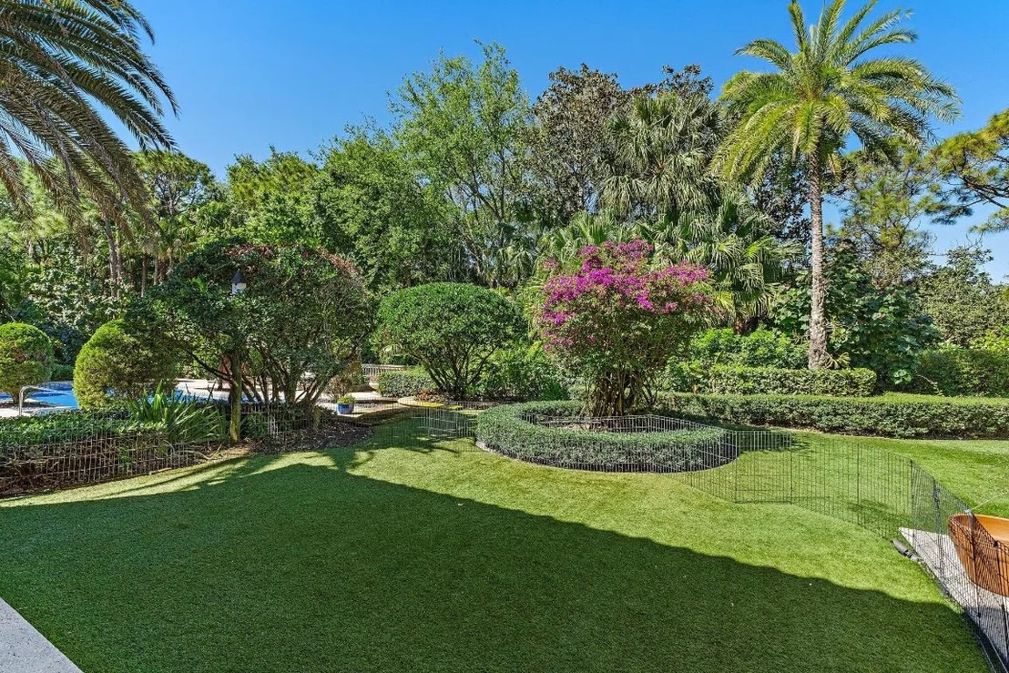 Photo of 150 Bears Club Drive