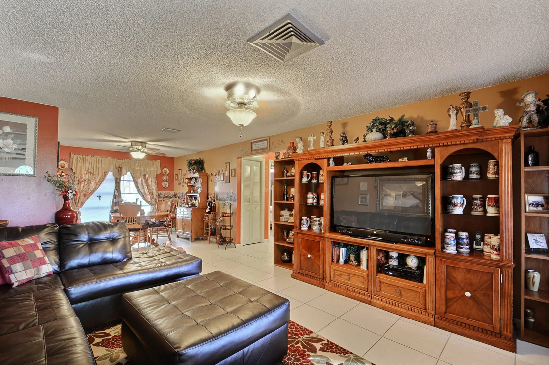 Photo of 6000 Birch Drive