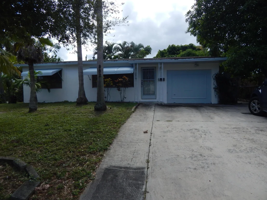 Photo of 802 Lytle Street