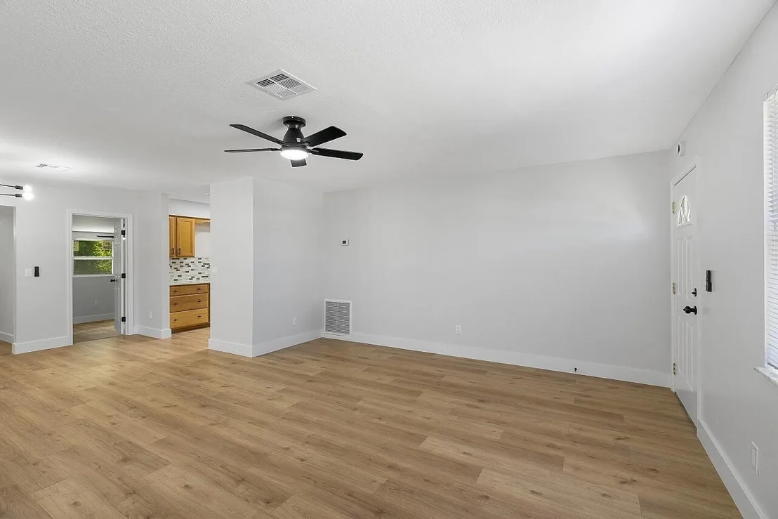 Photo of 243 Delaware Avenue
