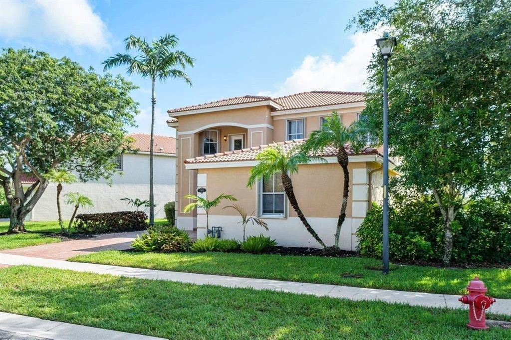 Photo of 10643 Old Hammock Way