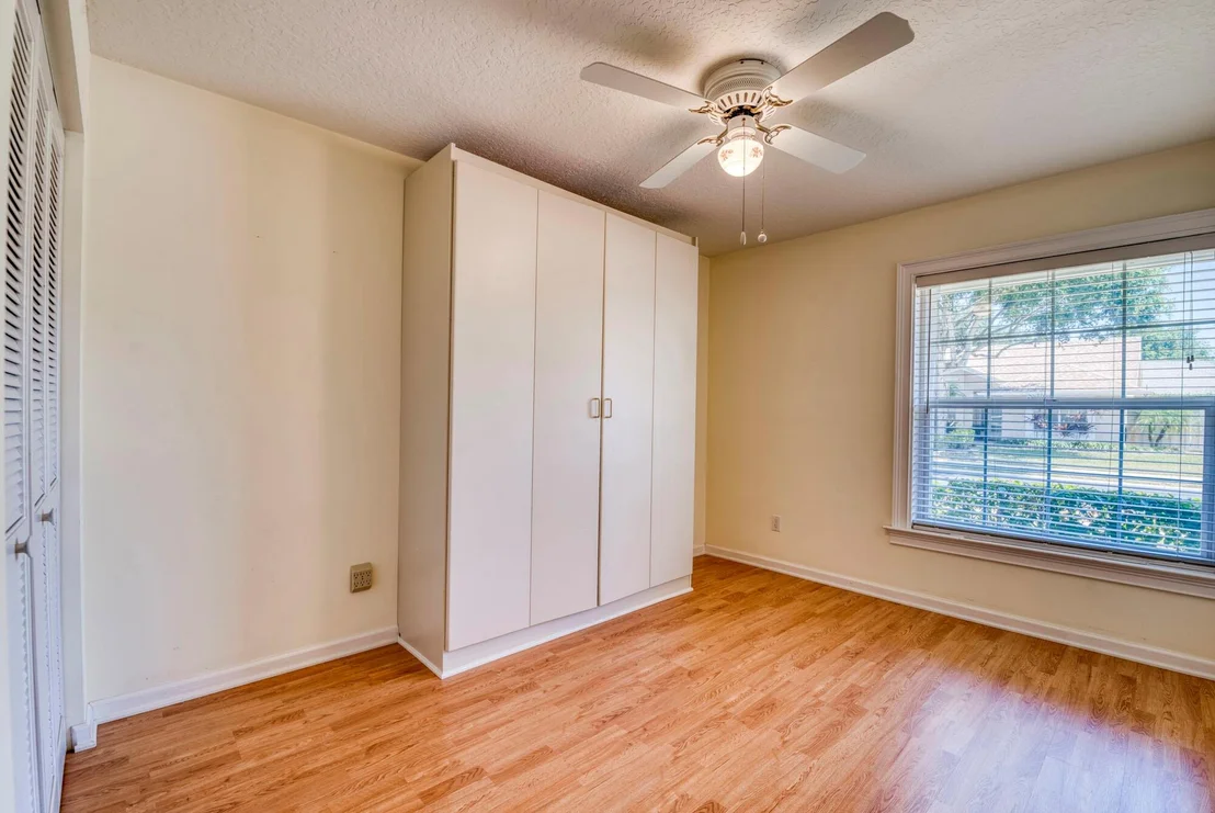 Photo of 310 Moccasin Trail W