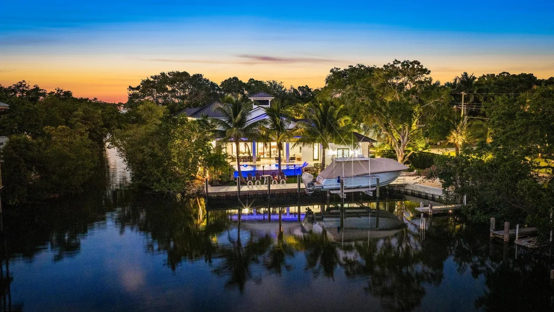 Photo of 942 Pompano Drive