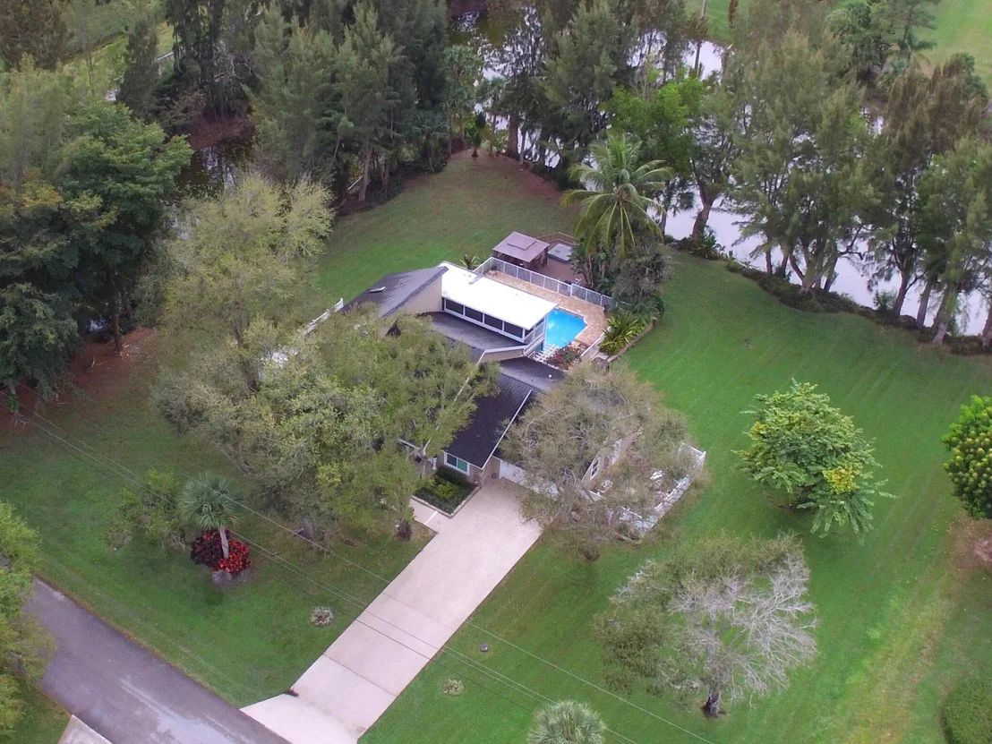 Photo of 965 Whippoorwill Row