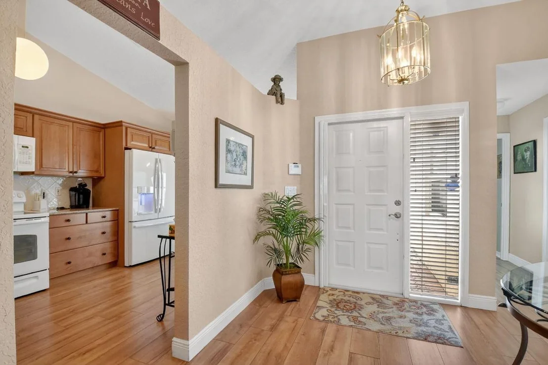 Photo of 15431 Watershore Lane