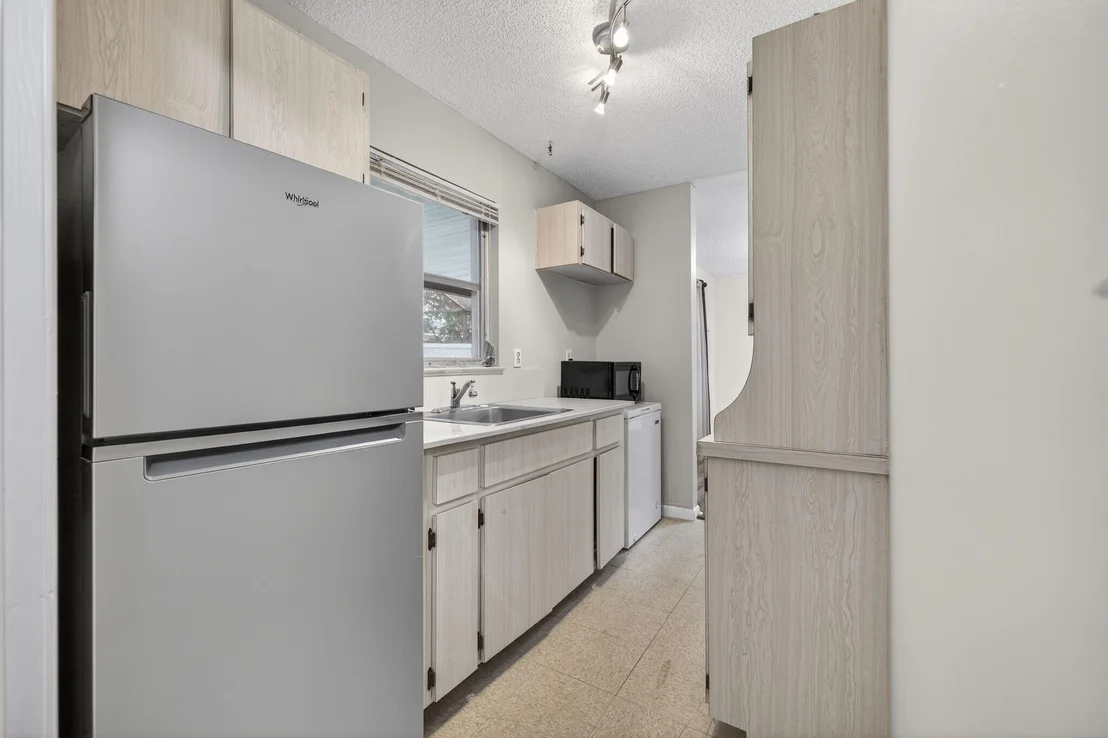 Photo of 1040 SE 5th Street SE