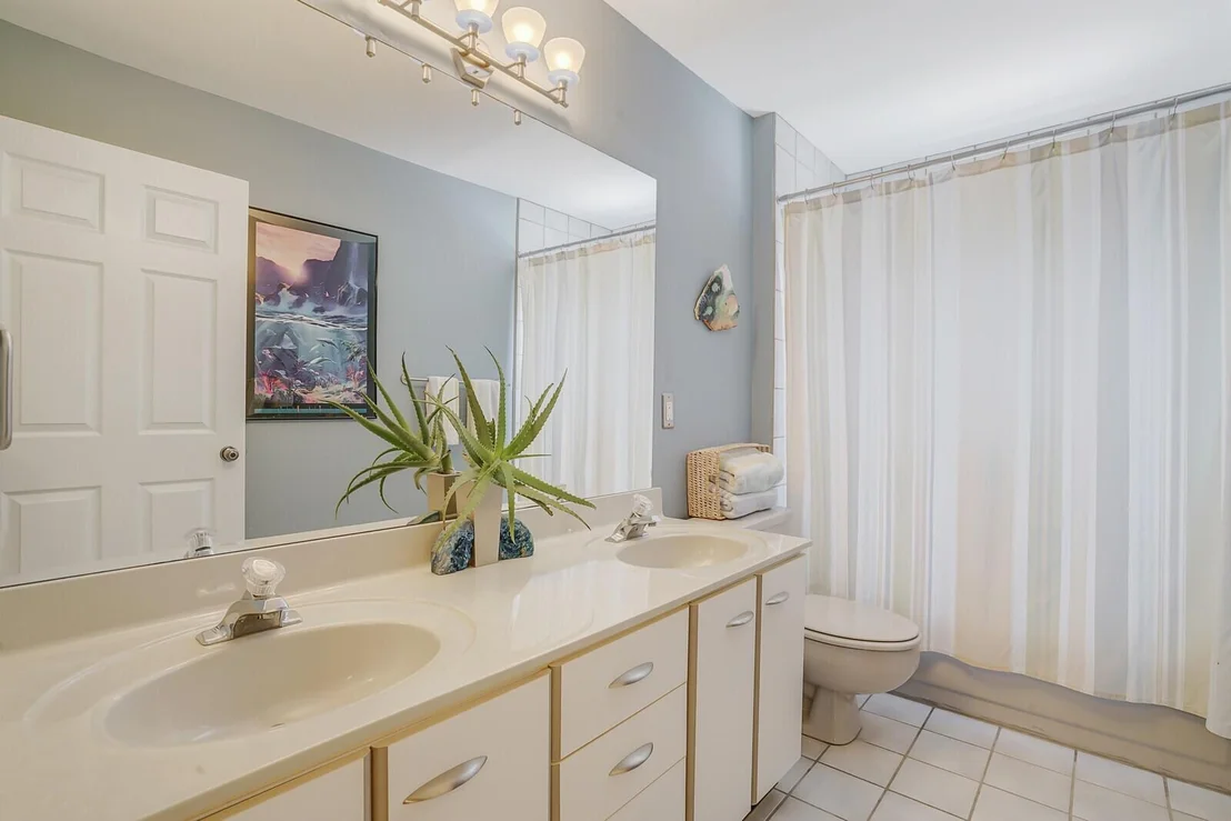 Photo of 1836 Edgewater Drive