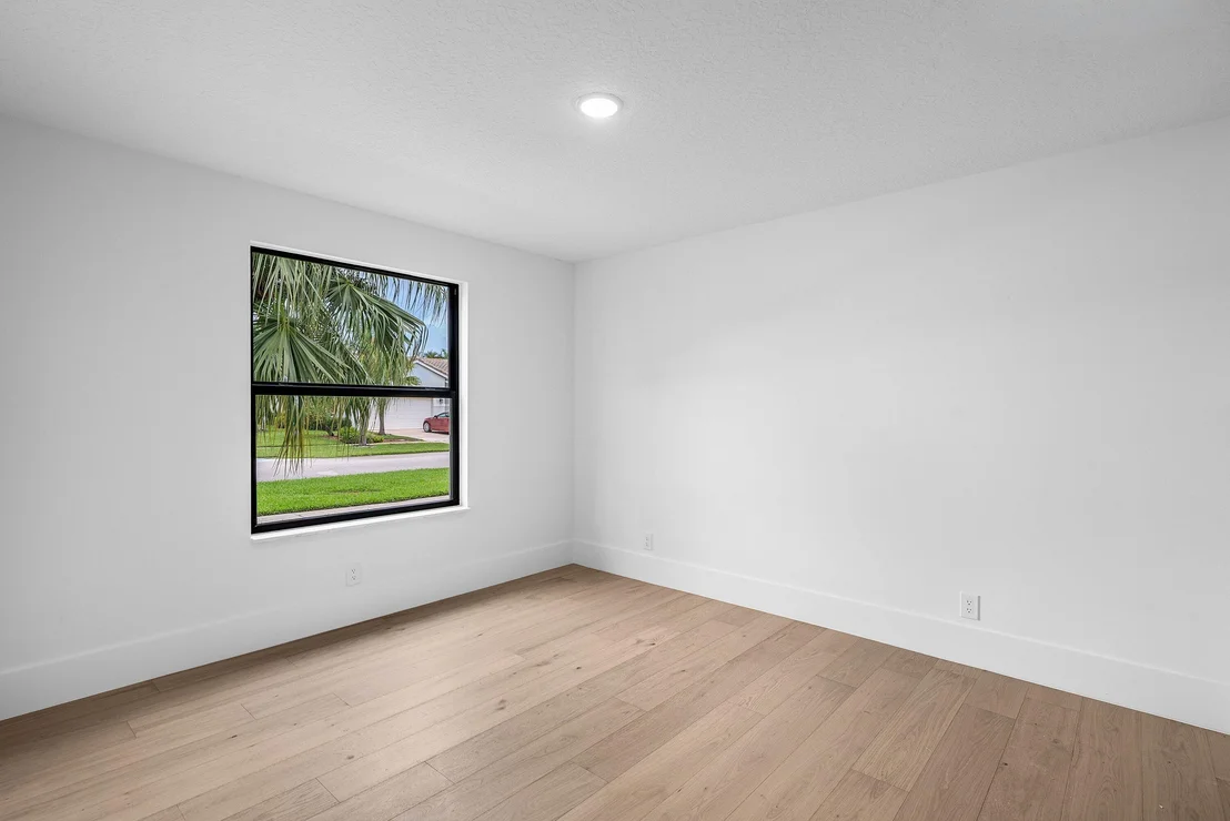 Photo of 5665 Aspen Ridge Circle