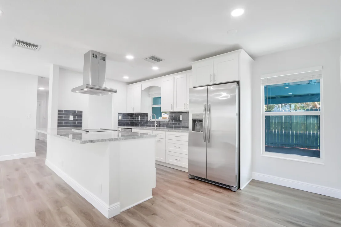 Photo of 904 Lighthouse Drive
