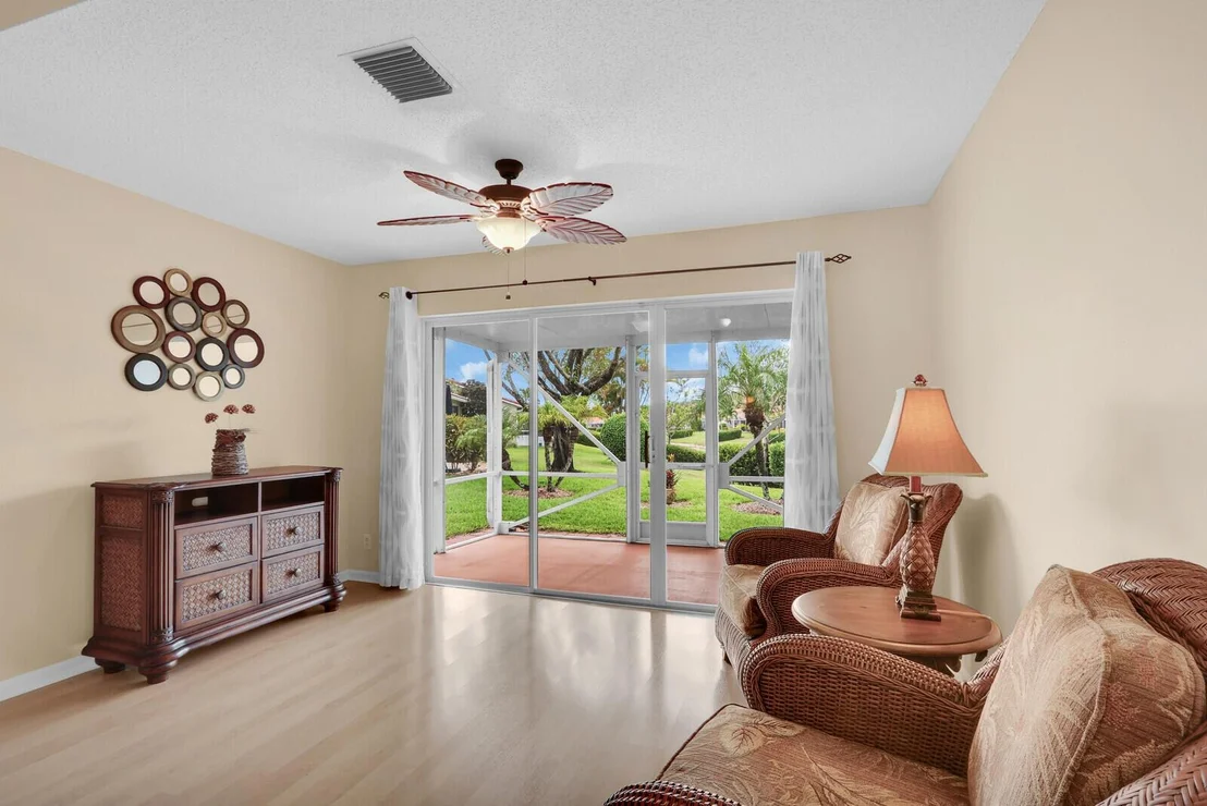 Photo of 135 Sausalito Drive