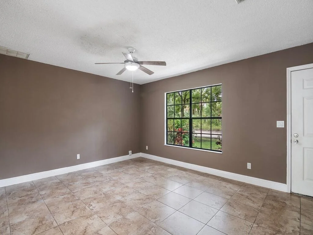 Photo of 6125 7th Lane