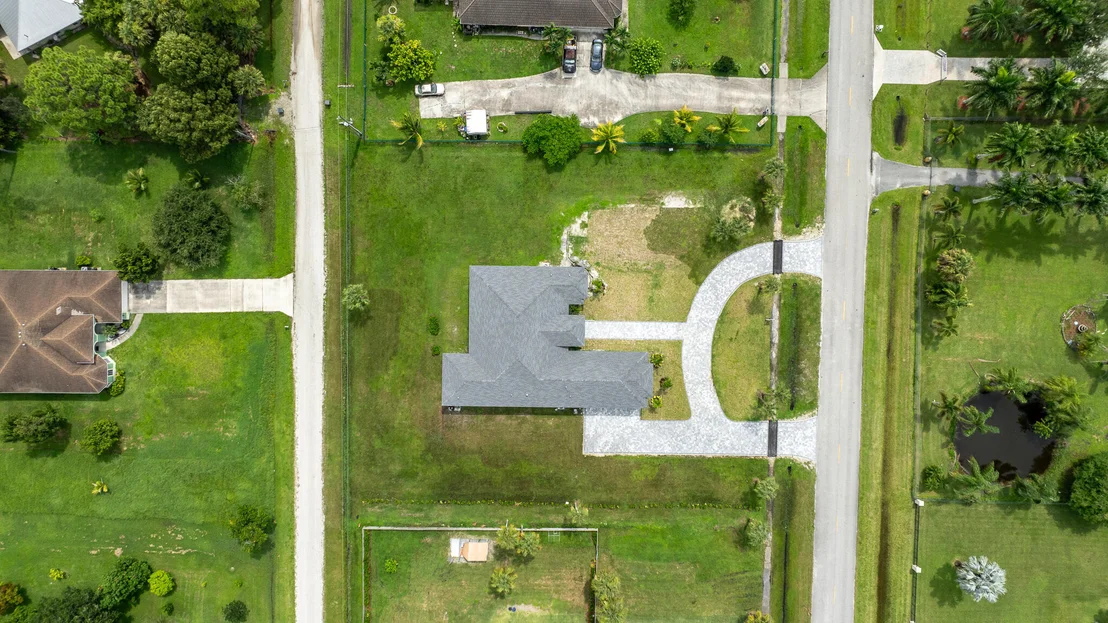 Photo of 17817 Temple Boulevard