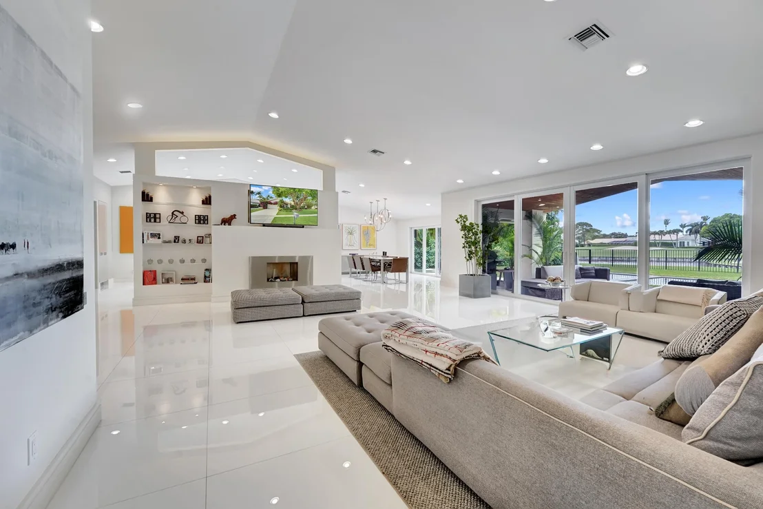 Photo of 4325 White Cedar Drive