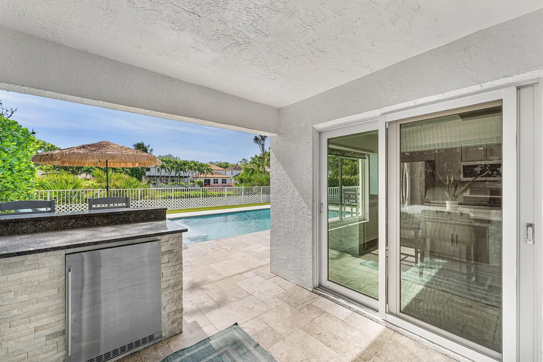 Photo of 583 Canoe Point