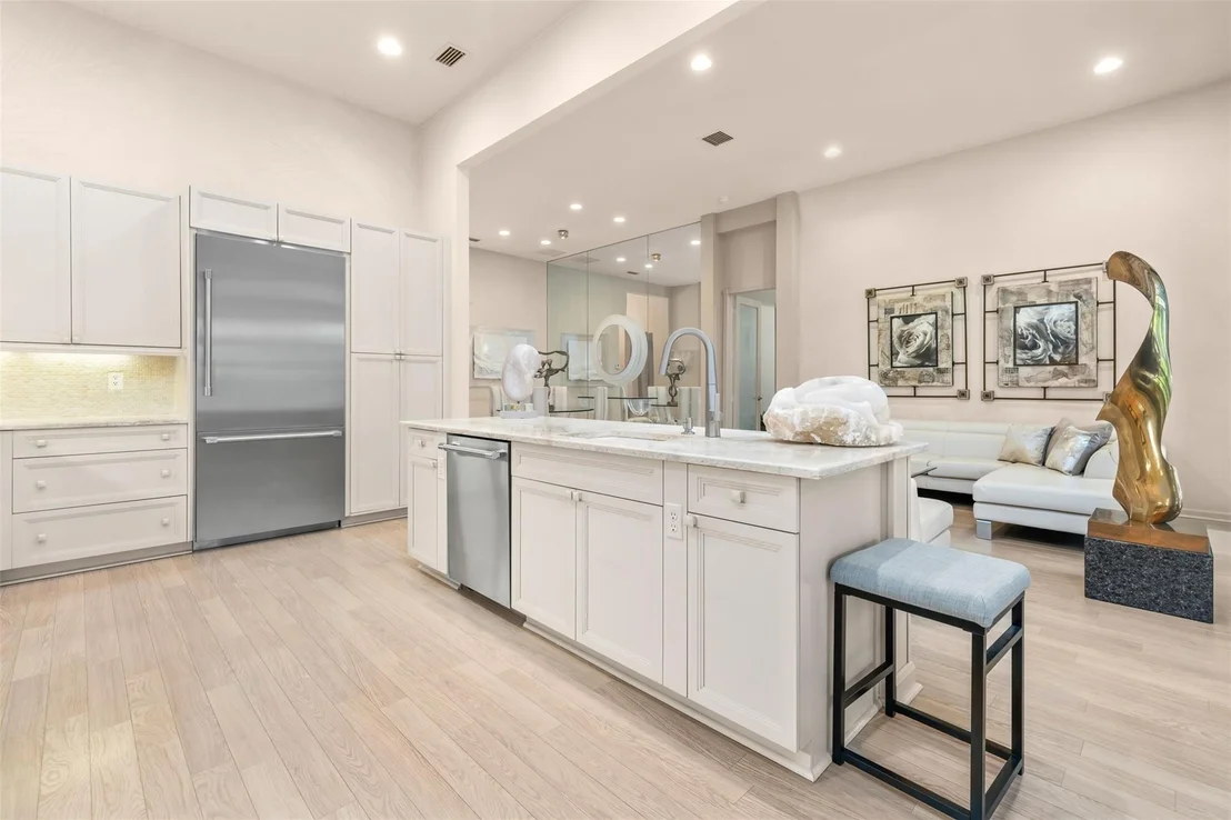 Photo of 9762 Isles Cay Drive