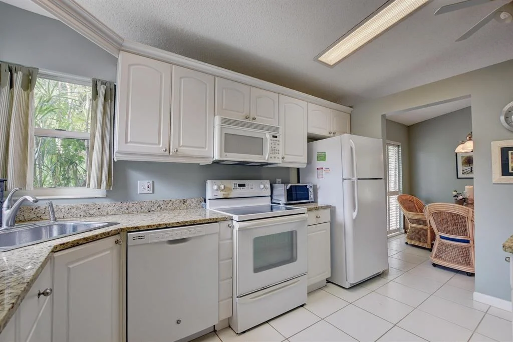 Photo of 1284 Slash Pines Circle