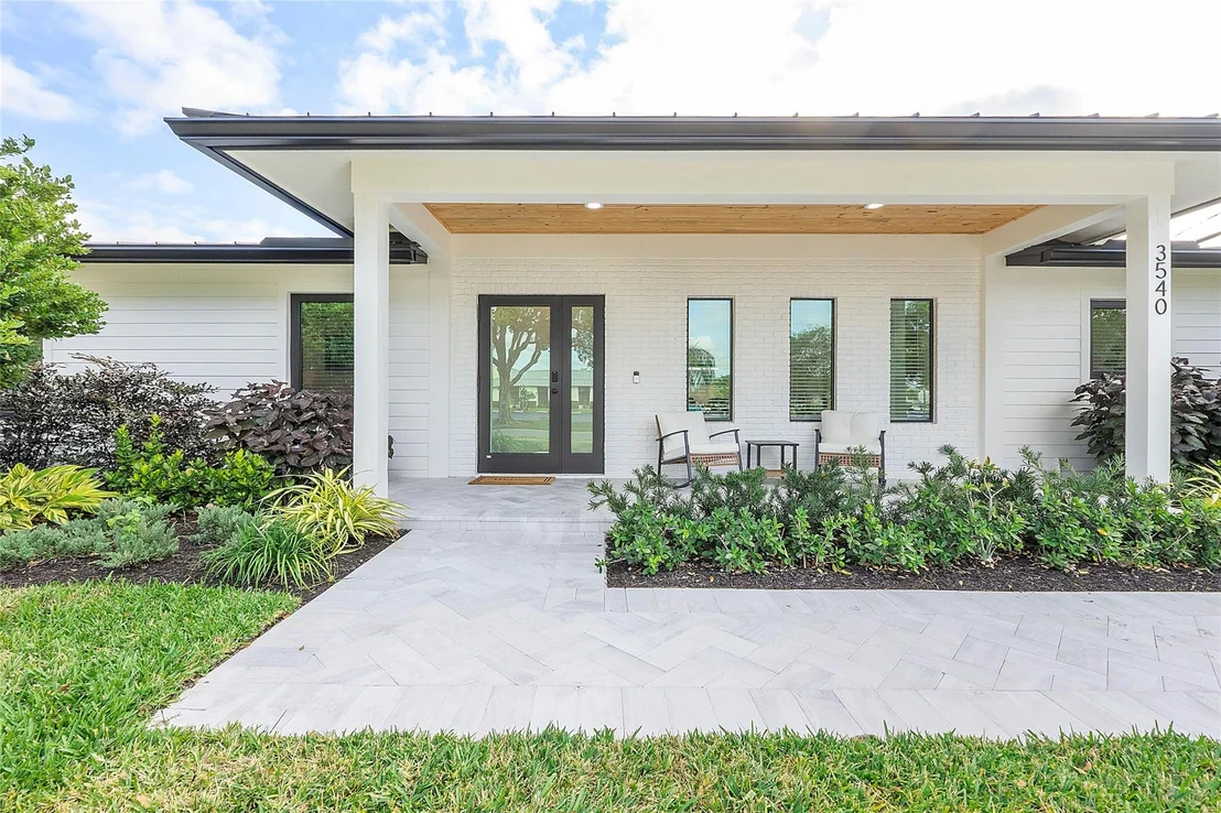 Photo of 3540 NE 28th Avenue